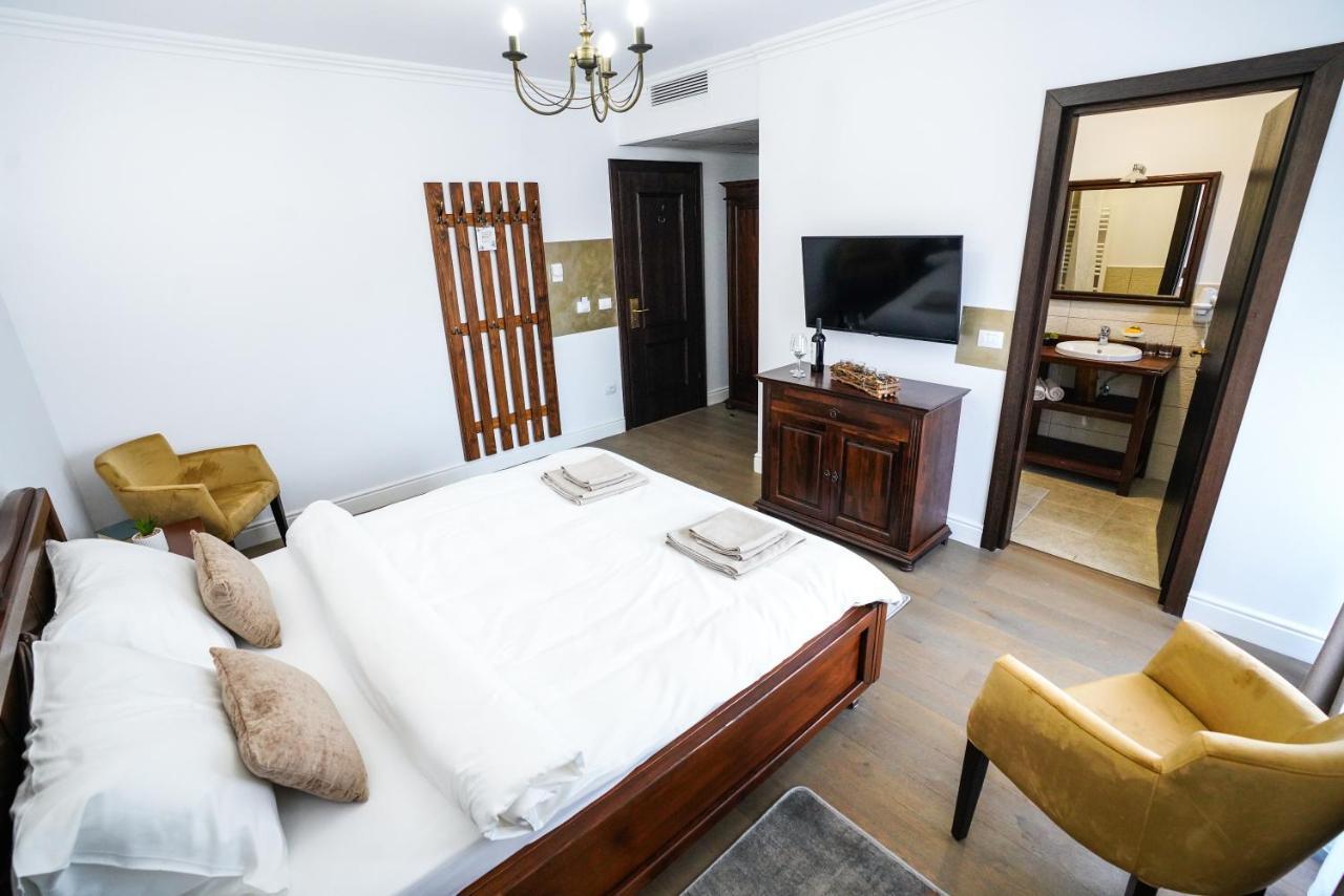 Hotel Yara Vişeu de Sus المظهر الخارجي الصورة